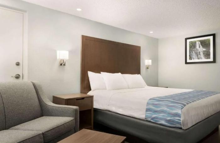 Gatlinburg River Inn Room photo