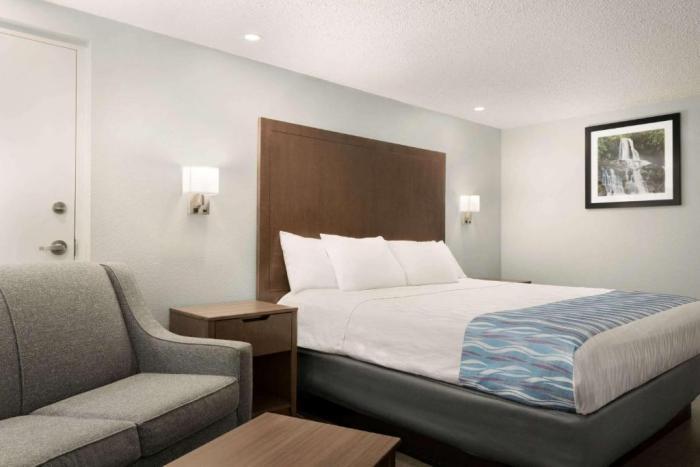 Gatlinburg River Inn Room photo